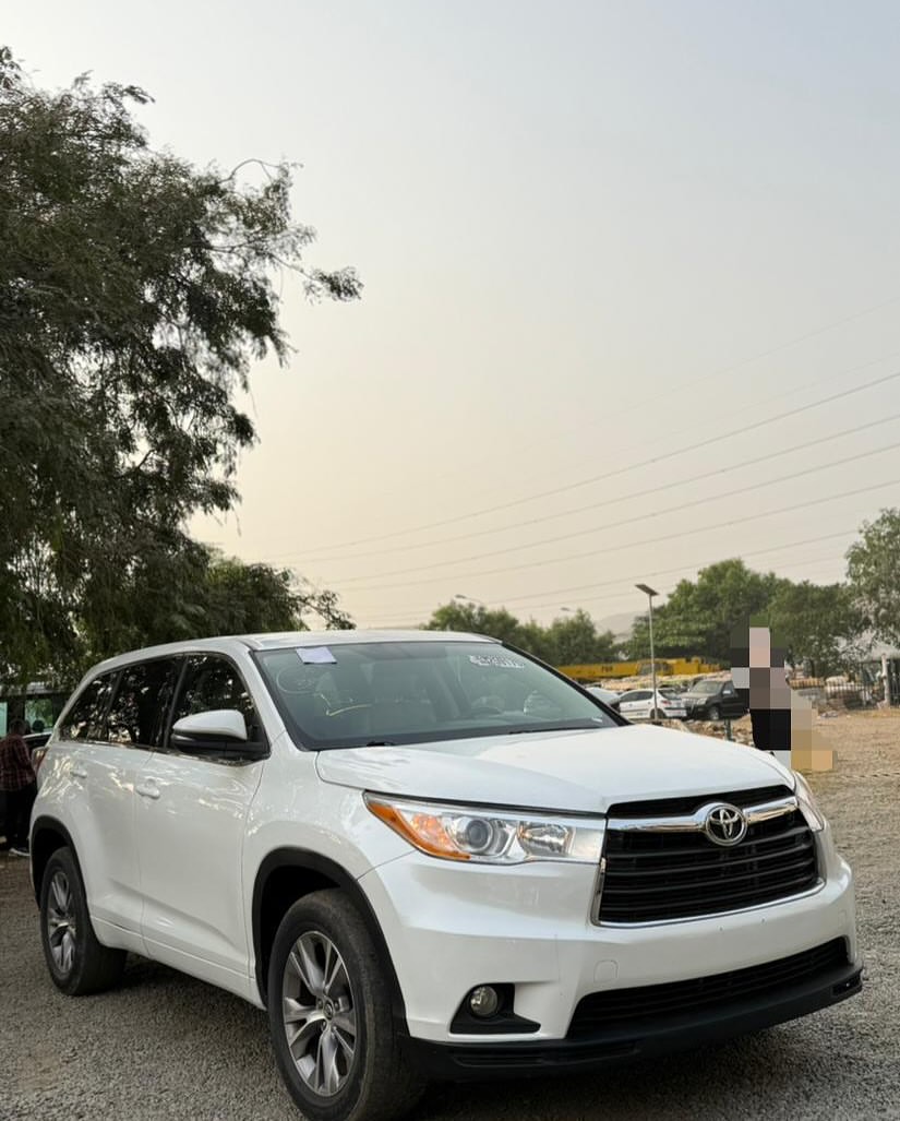 2016 Toyota Highlander: Duty-Cleared & Loaded for 27.5M