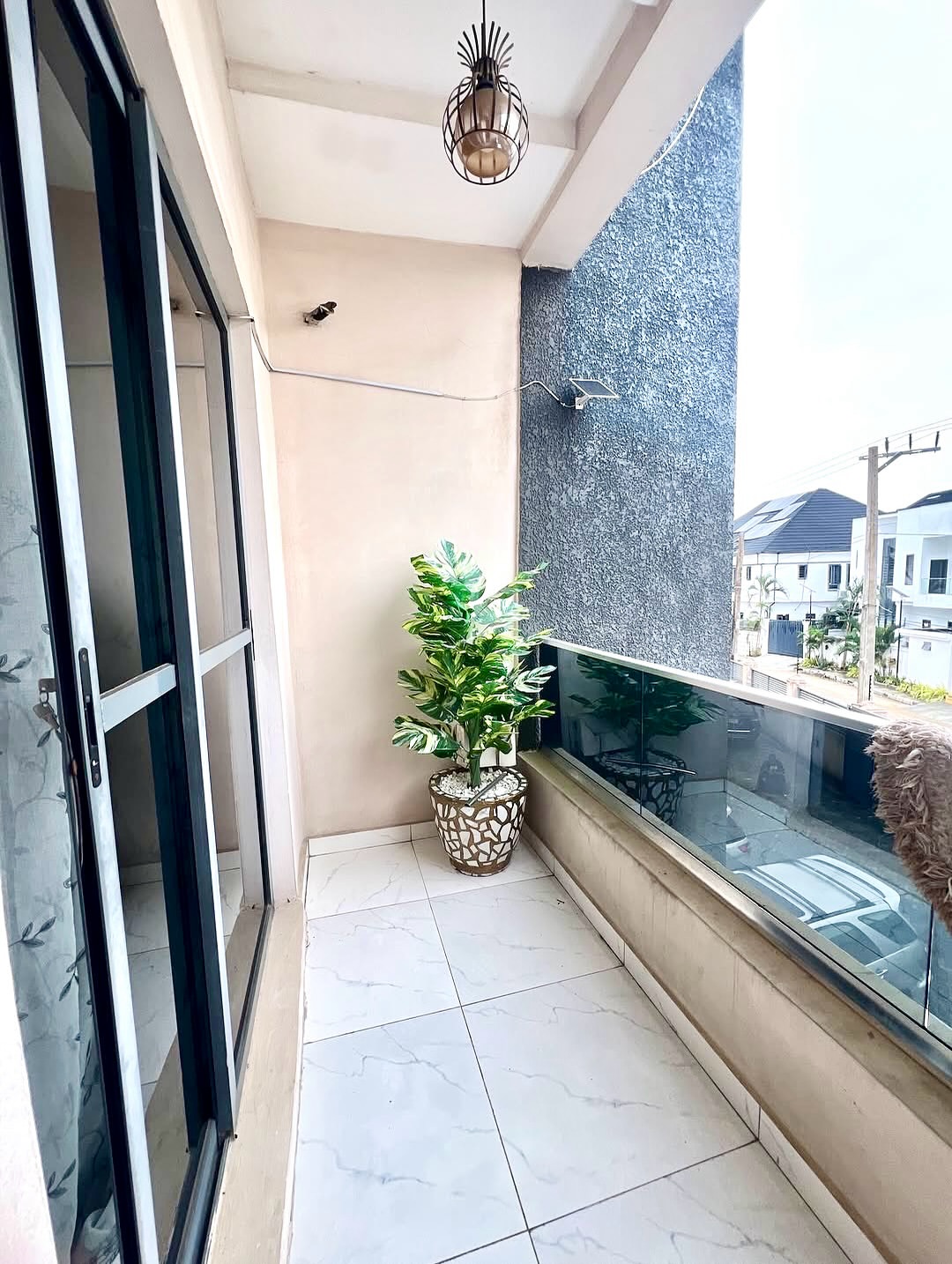 VGC Haven: Fully Furnished 2-Bed with 24/7 Power & Security