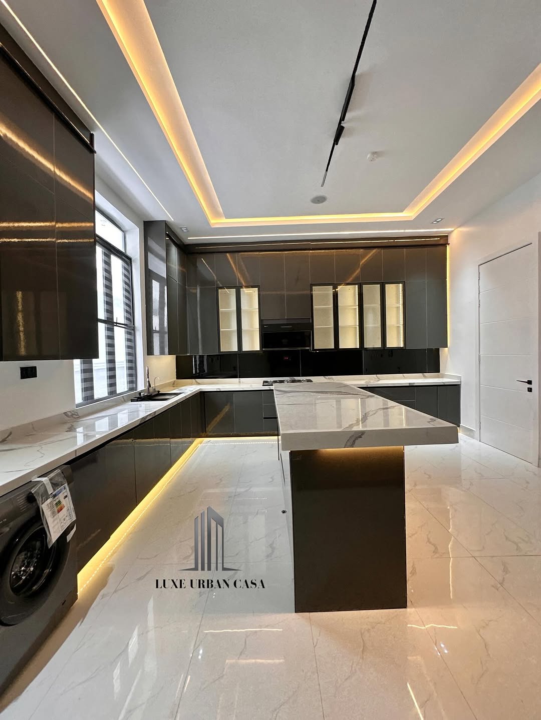 Lekki’s Ultimate 5-Bedroom Estate with Resort-Style Pool