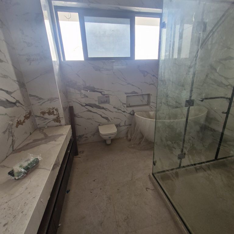 Ultimate Ikoyi Smart Estate: Pool, Gym & 6-Bed Luxury