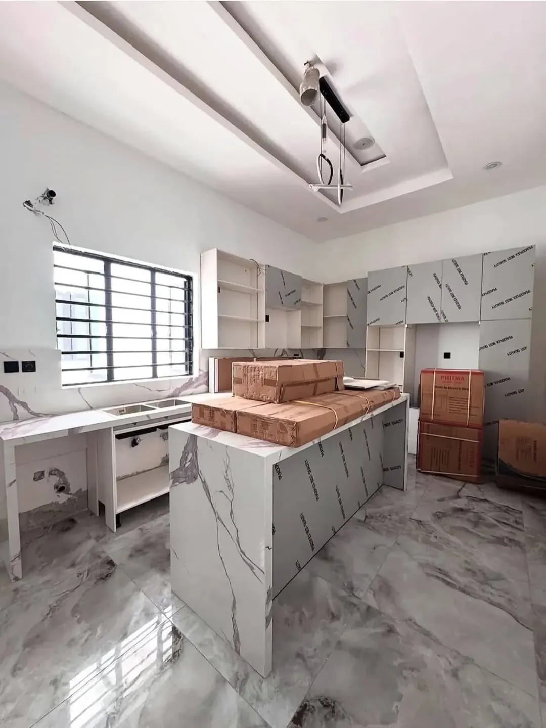 Exquisite 5-Bedroom Duplex with Smart Luxury in Osapa Lekki