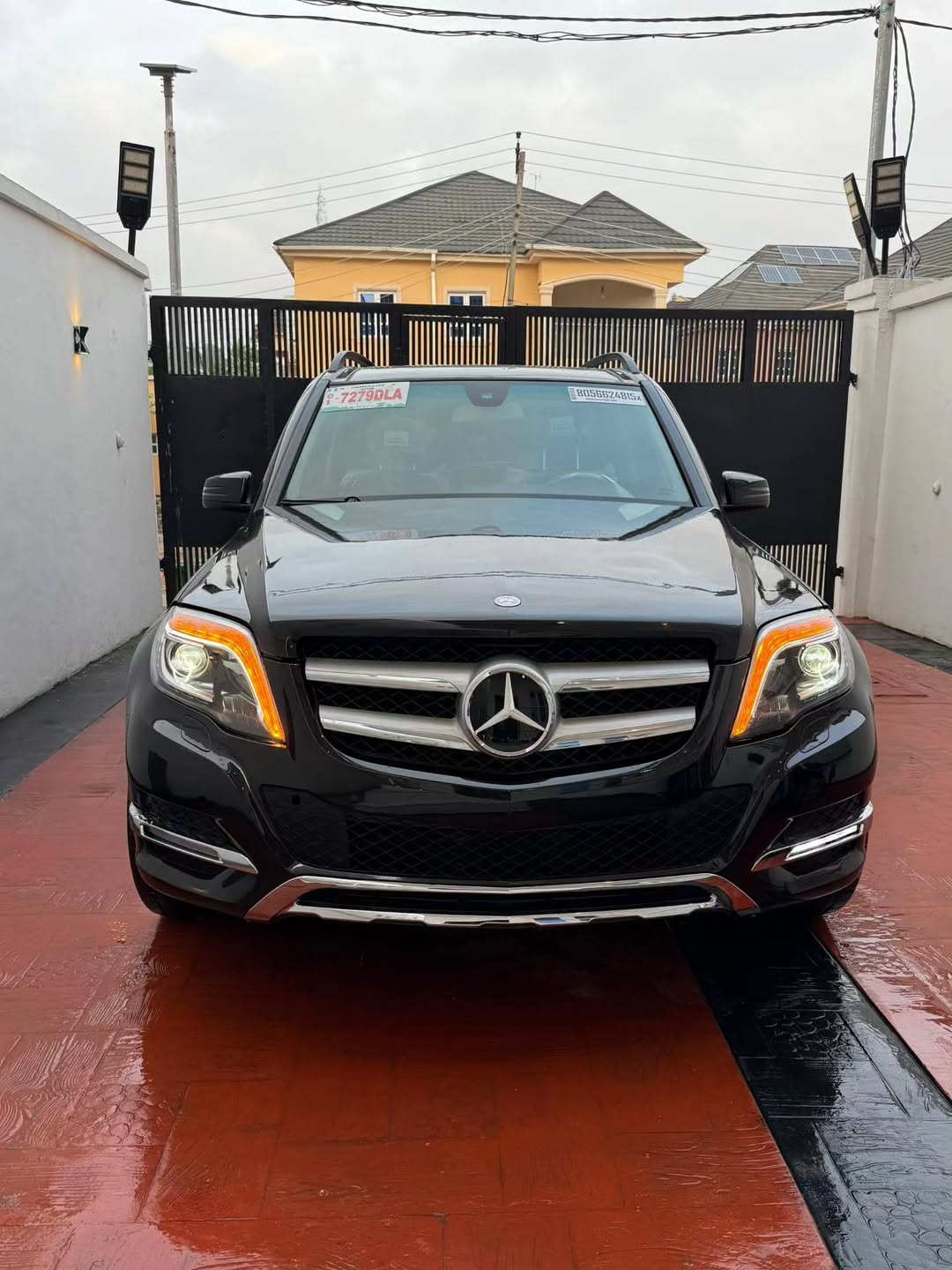 2013 Mercedes GLK 350: Impeccably Clean & Ready