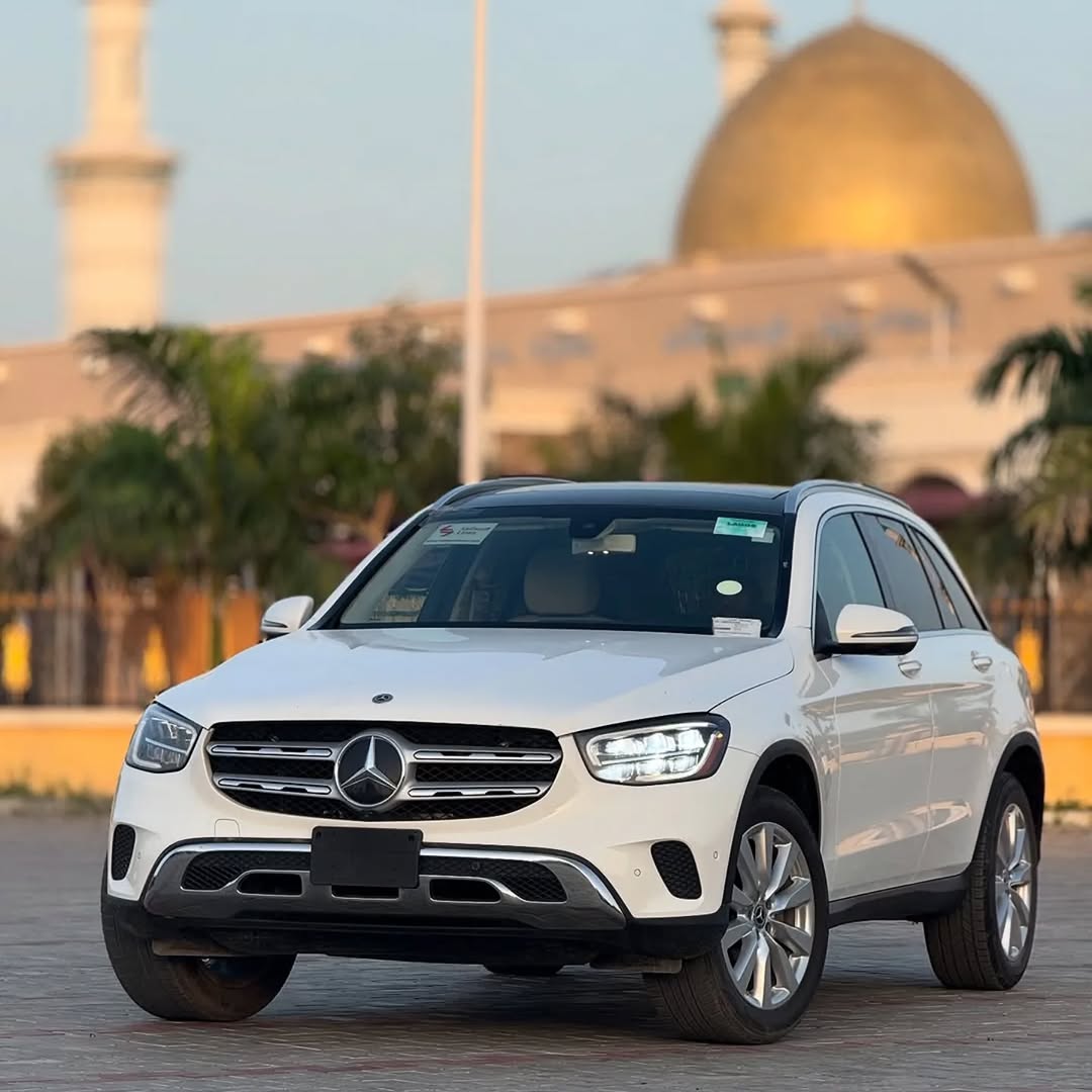 2021 Mercedes-Benz GLC 300: Luxury SUV Power & Panache