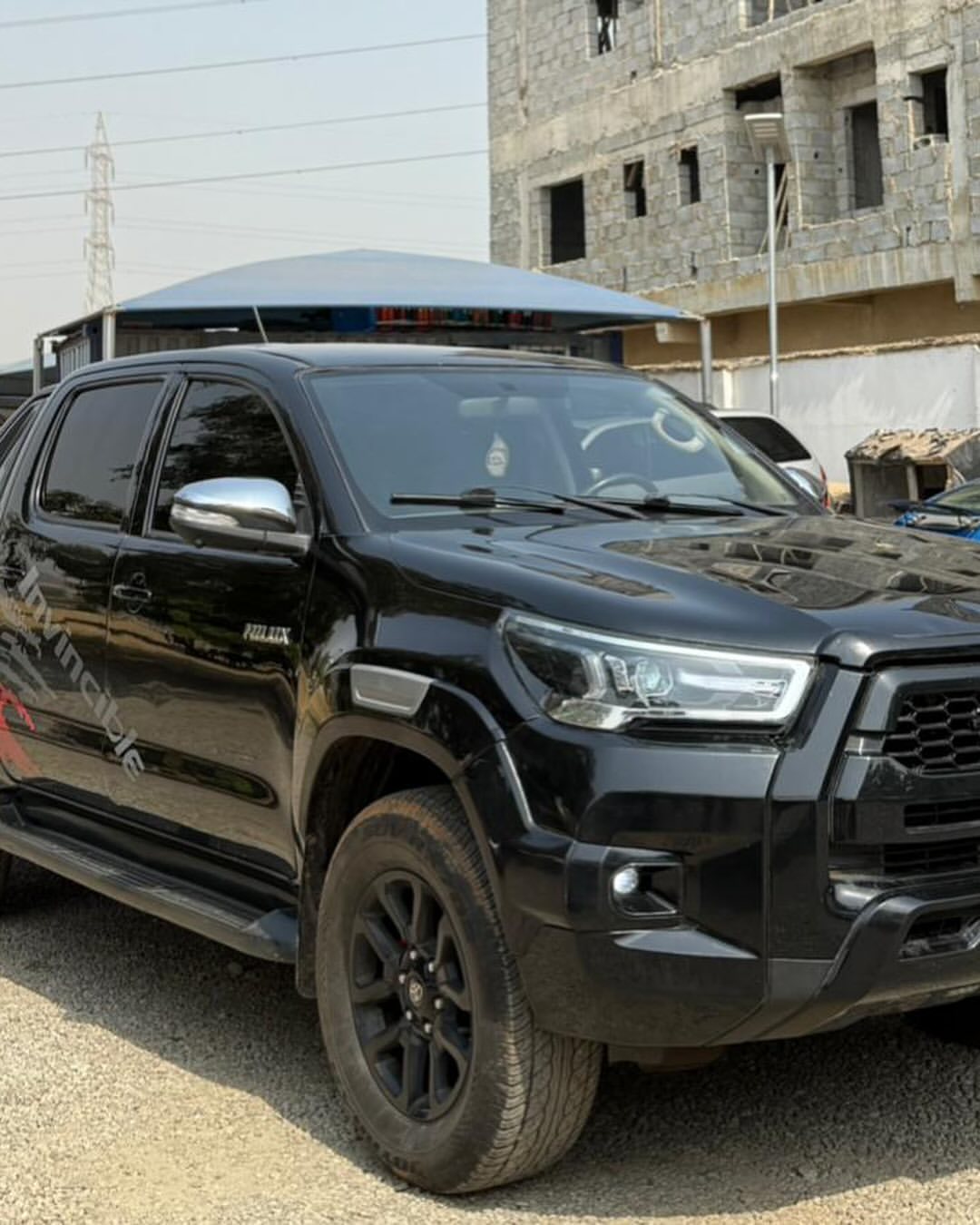 2015 Hilux: Adventure-Ready with Luxury Upgrades