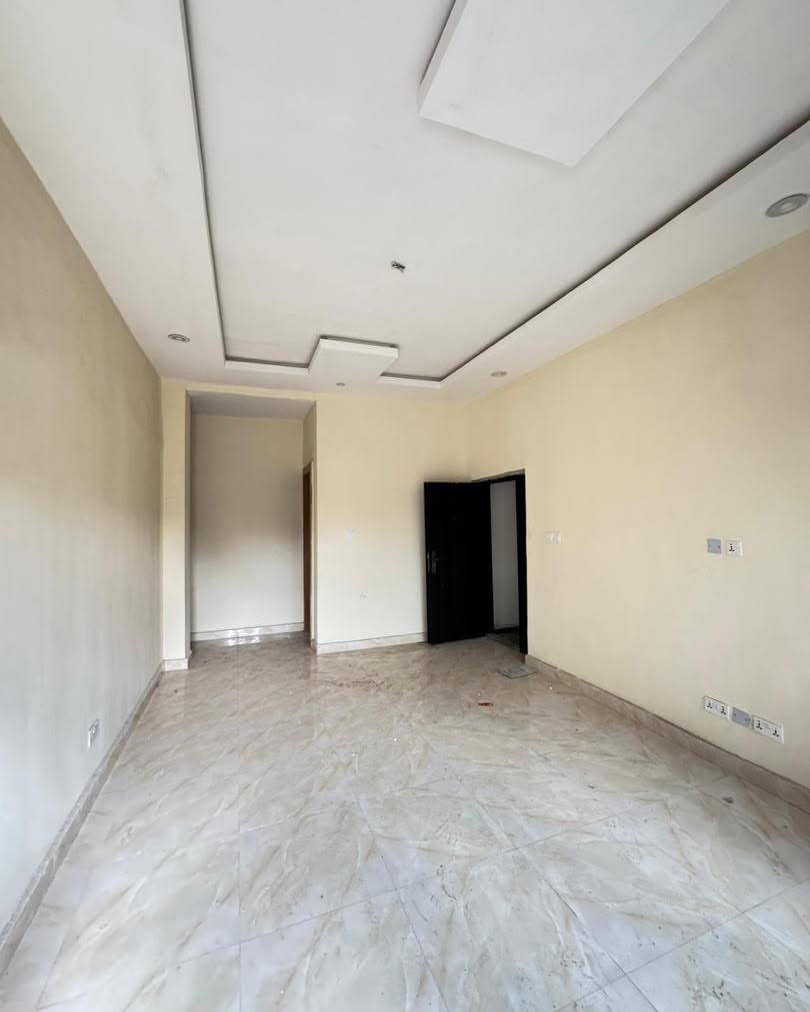 Modern 3-Bed Haven in Serene Yaba
