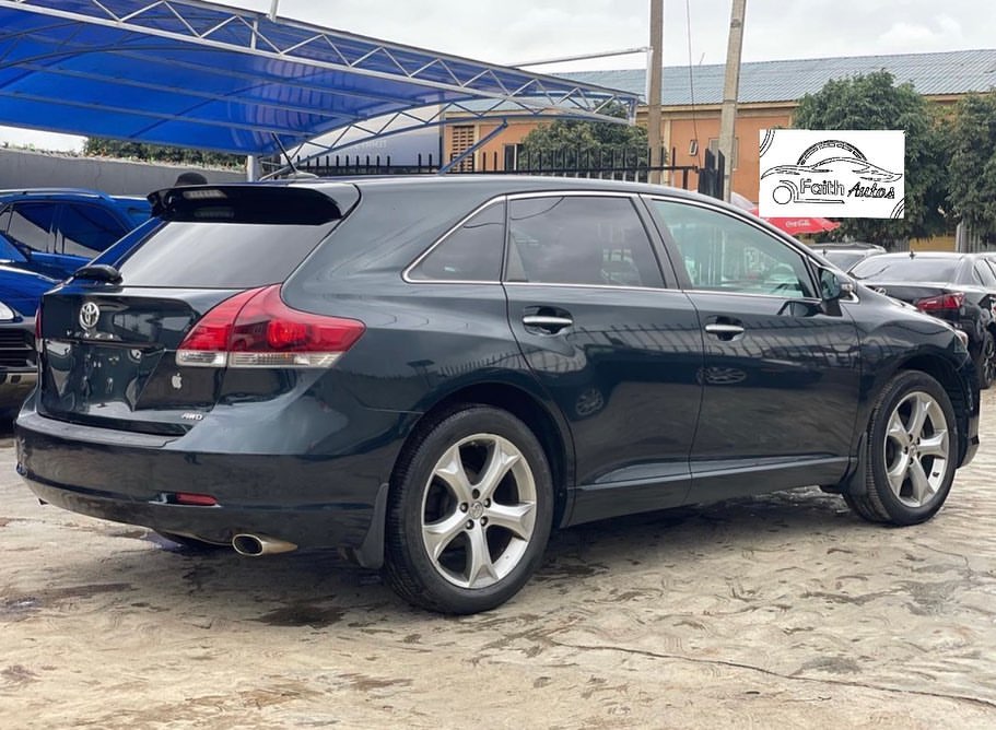 2013 VENZA: Unbeatable Value, Ready Now!