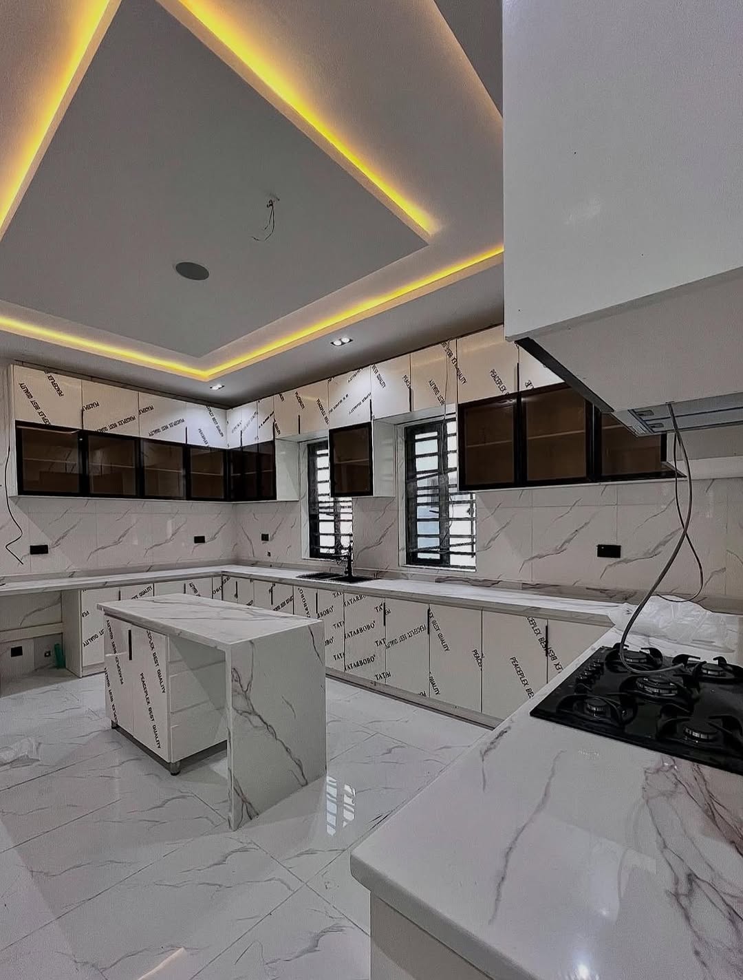 Elegant 5-Bed Estate Home with Resort-Style Pool