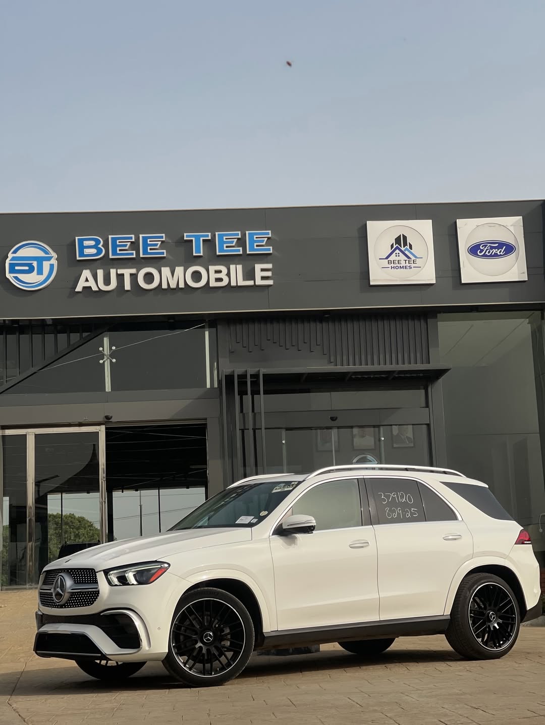 2021 GLE350: Luxury & Power, Fully Loaded