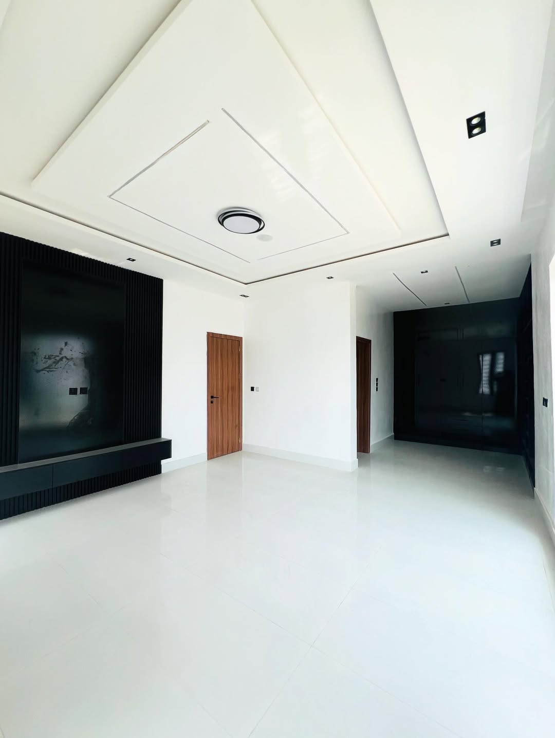 Lagos Luxury: Secure 4-Bed Duplex in Ajah Estate