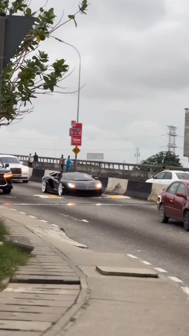 Lagos Luxury Rides: Drive Your Dream