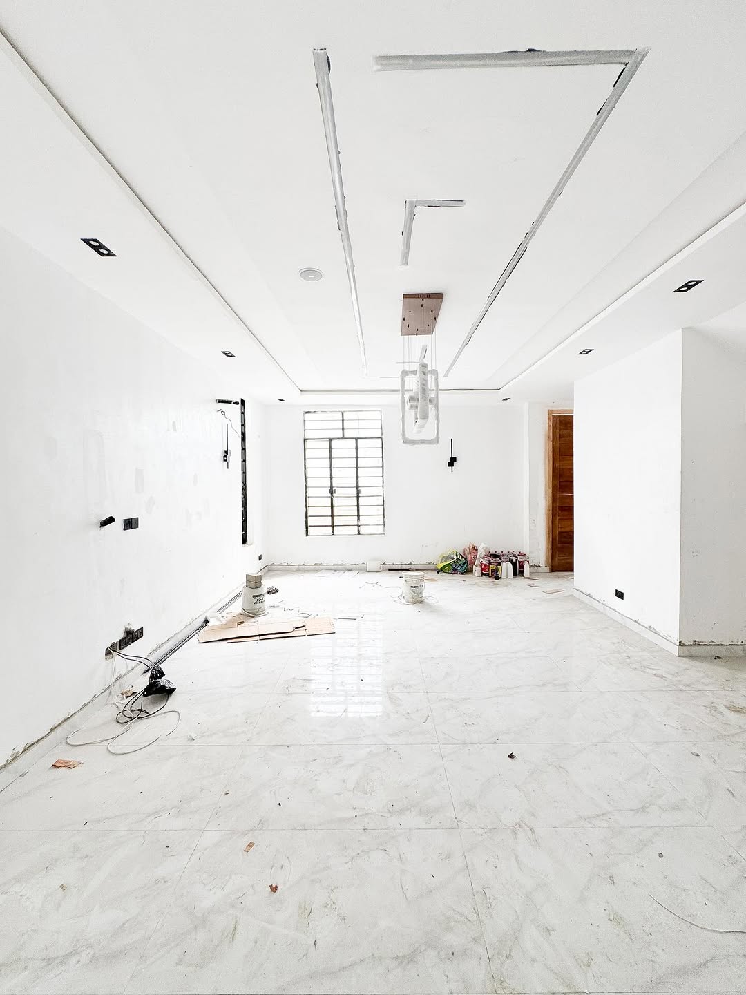 Stunning 5-Bed Ensuite Duplex in Prime Chevron