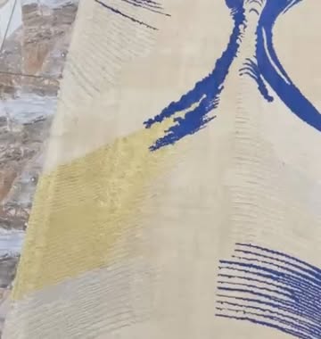 Barely Used Luxury Rug: 90k, Gwarimpa