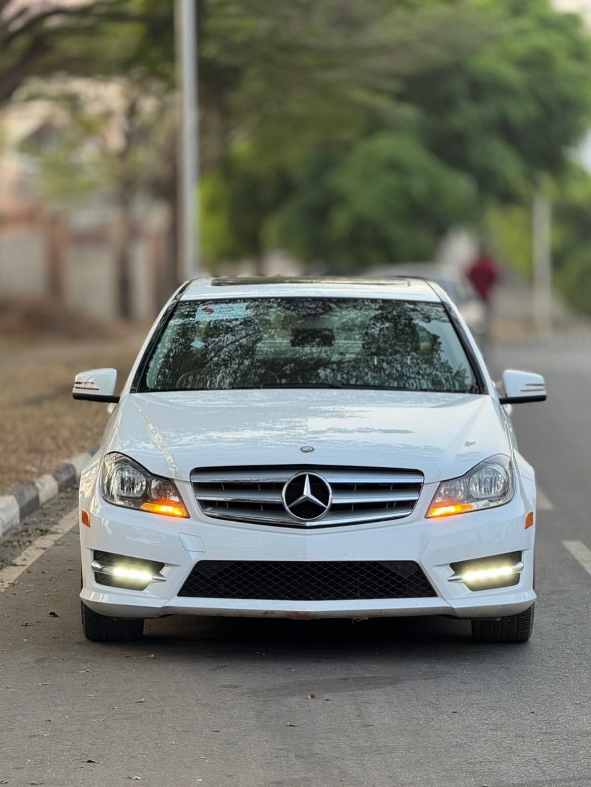 Luxury Powerhouse: 2013 Mercedes C300, 3.5L V6