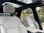 Luxury SUV: Self-Parking & Panoramic Roof