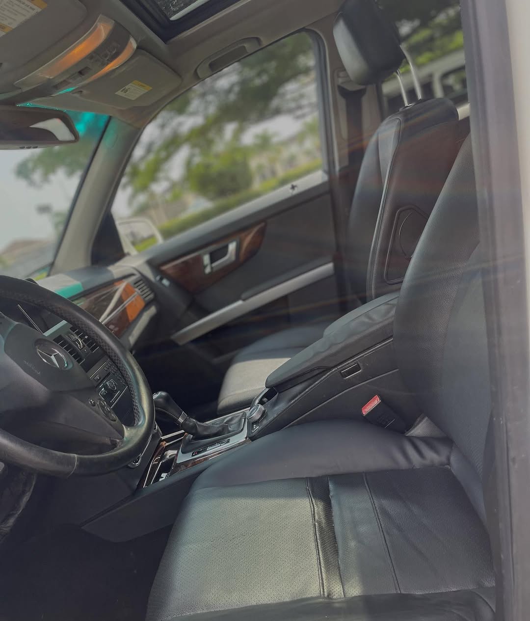 Luxury SUV with Panoramic Sunroof – 12M Naira