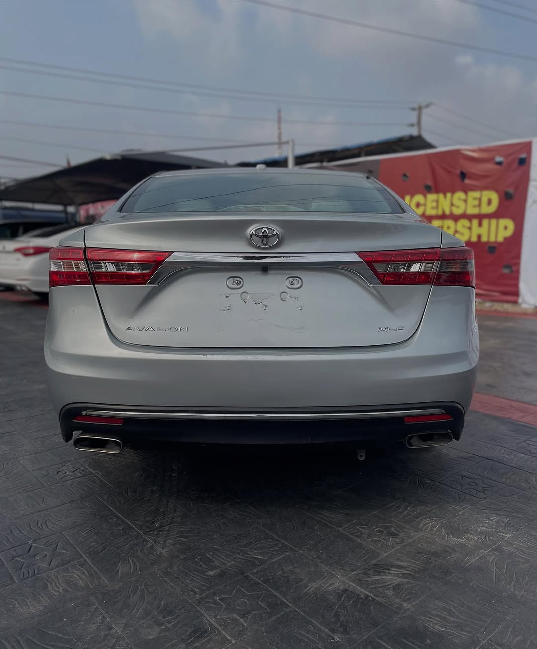 Luxury Redefined: 2016 Toyota Avalon XLE