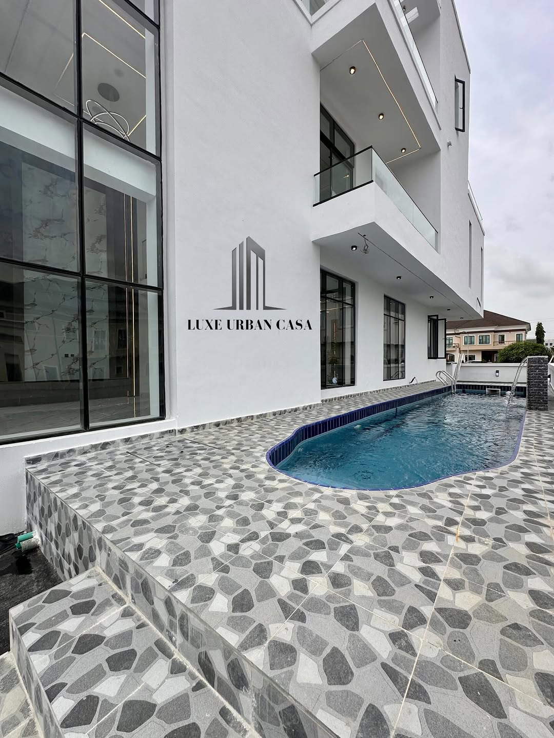 Elegant 5-Bed VGC Haven with Cinema & Pool