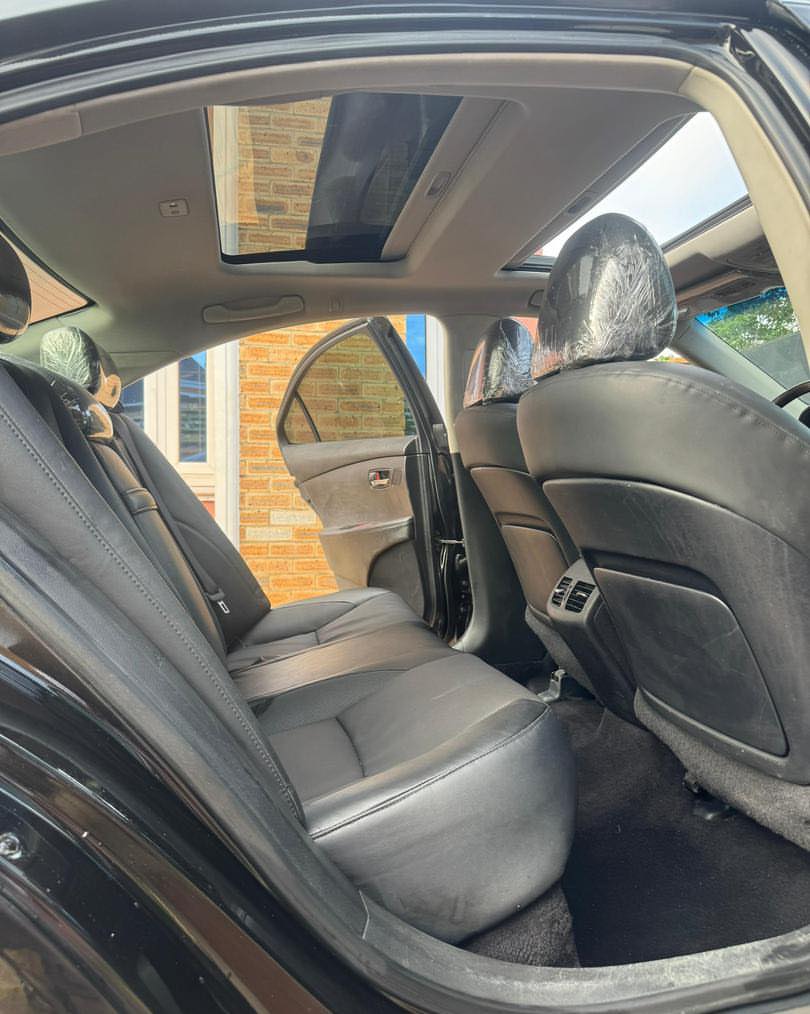 Luxury Lexus ES350: Only ₦9.95M!