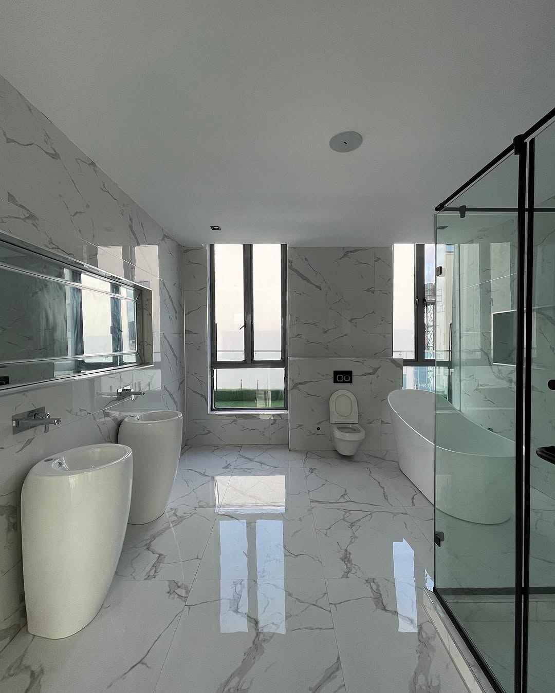 Osapa’s Ultimate Smart Estate: 5BR Haven with Cinema & Pool