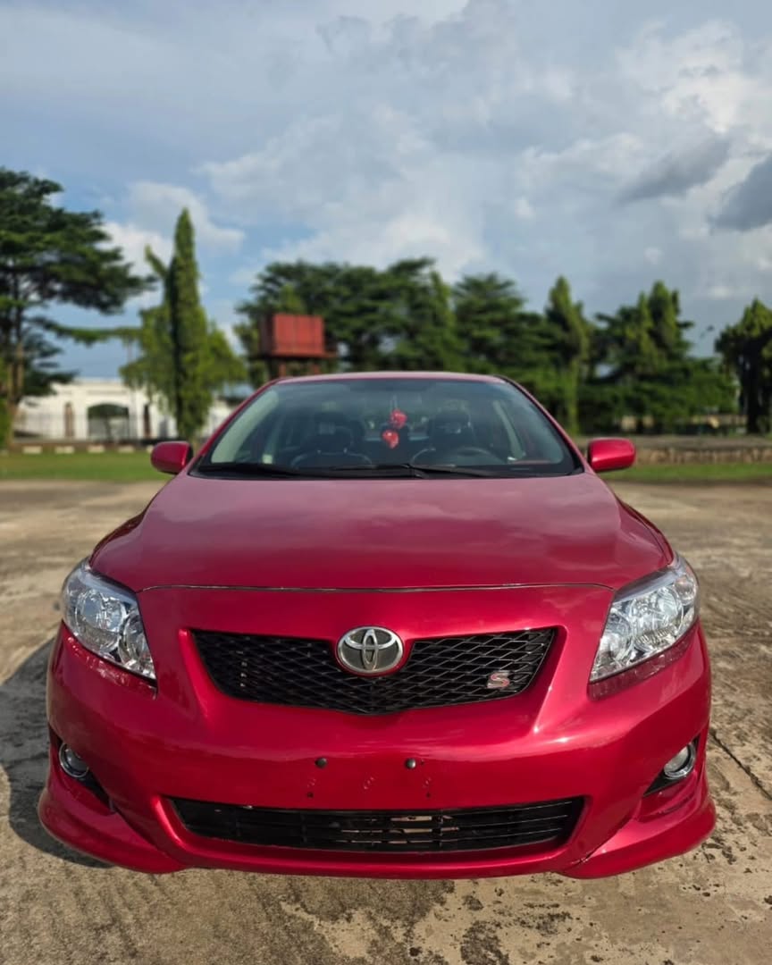 Reliable 2010 Corolla: Drive Today, Duty Paid!