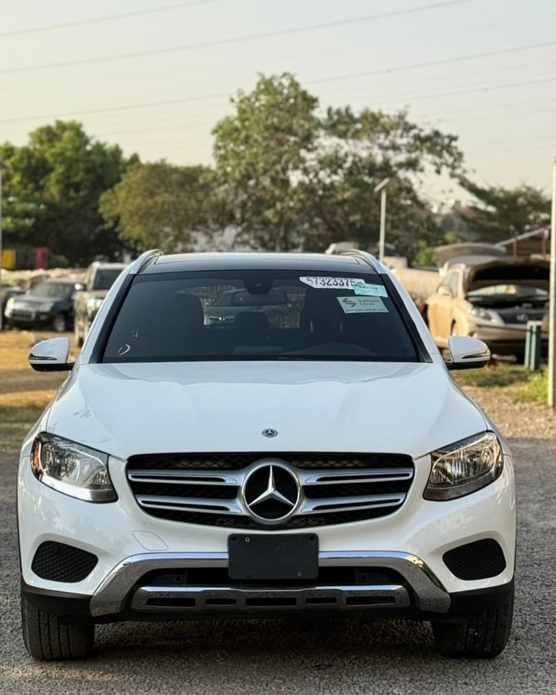 2018 Mercedes GLC300: Duty-Cleared Luxury SUV