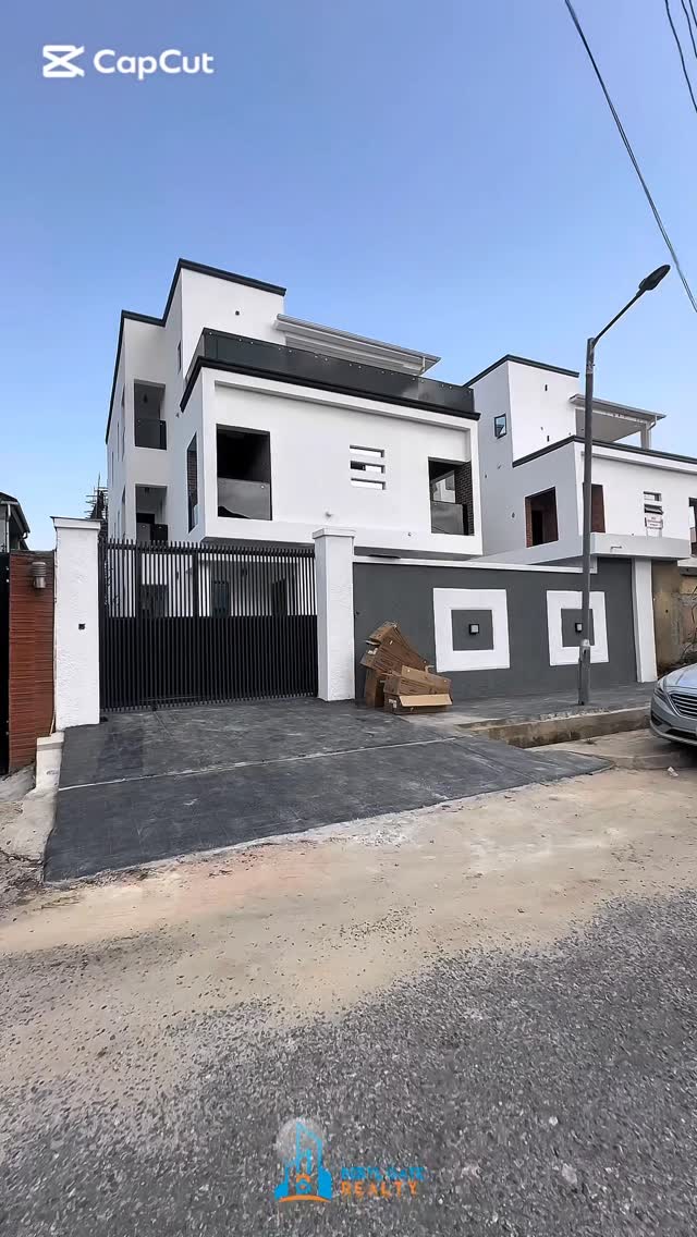 Magodo GRA’s New 5-Bedroom Duplex with BQ