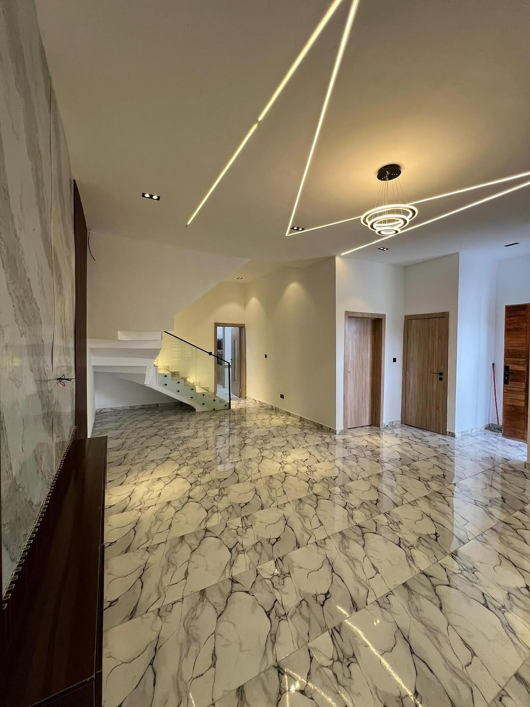 Sangotedo Gem: 4BR Duplex with Pool & BQ