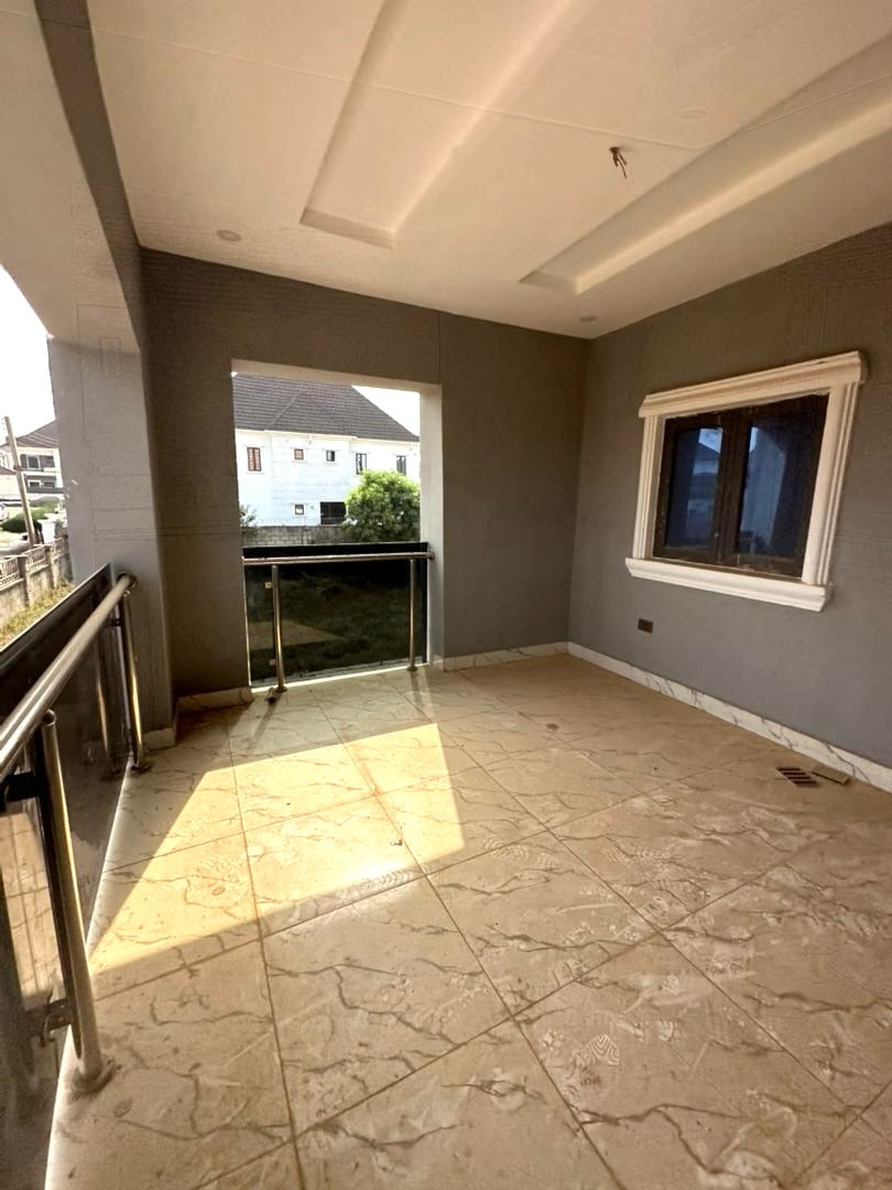 Spacious 4-Bed Duplex with BQ in Serene Lifecamp Estate