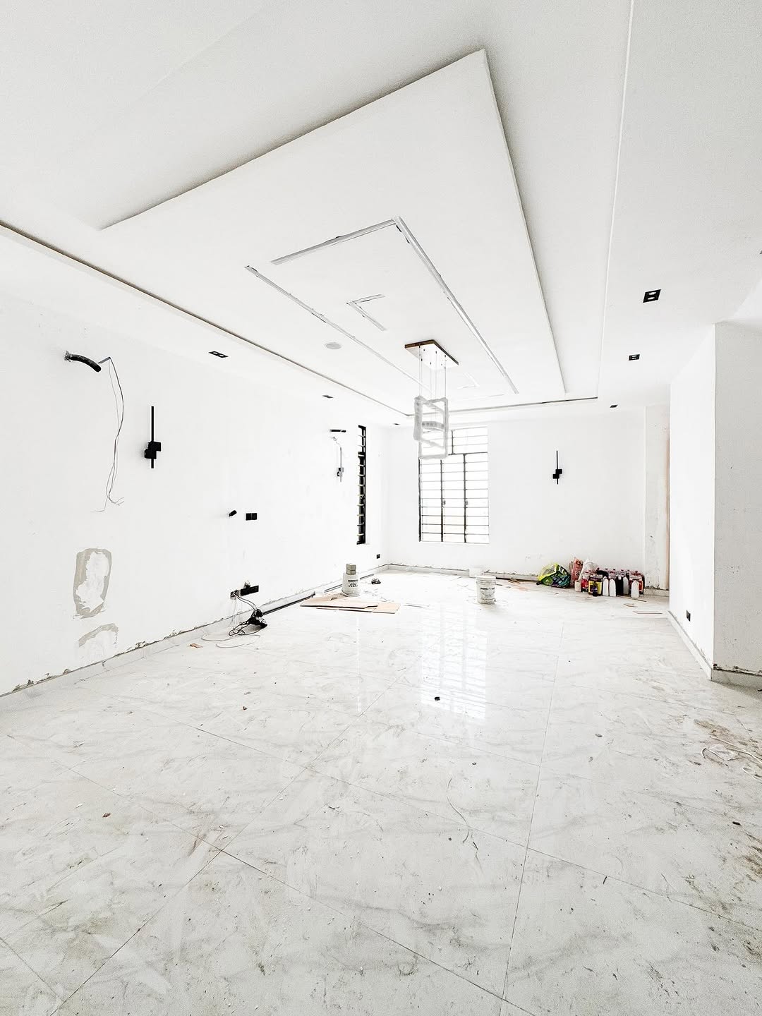 Stunning 5-Bed Ensuite Duplex in Prime Chevron