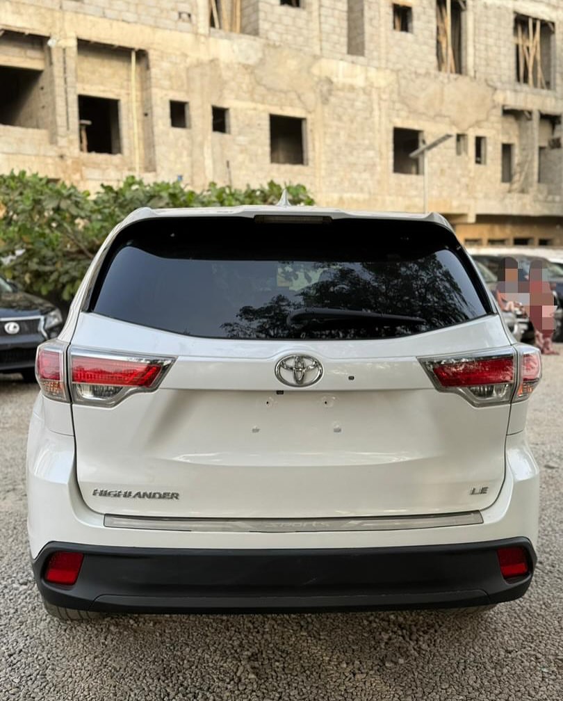 2016 Toyota Highlander: Duty-Cleared & Loaded for 27.5M