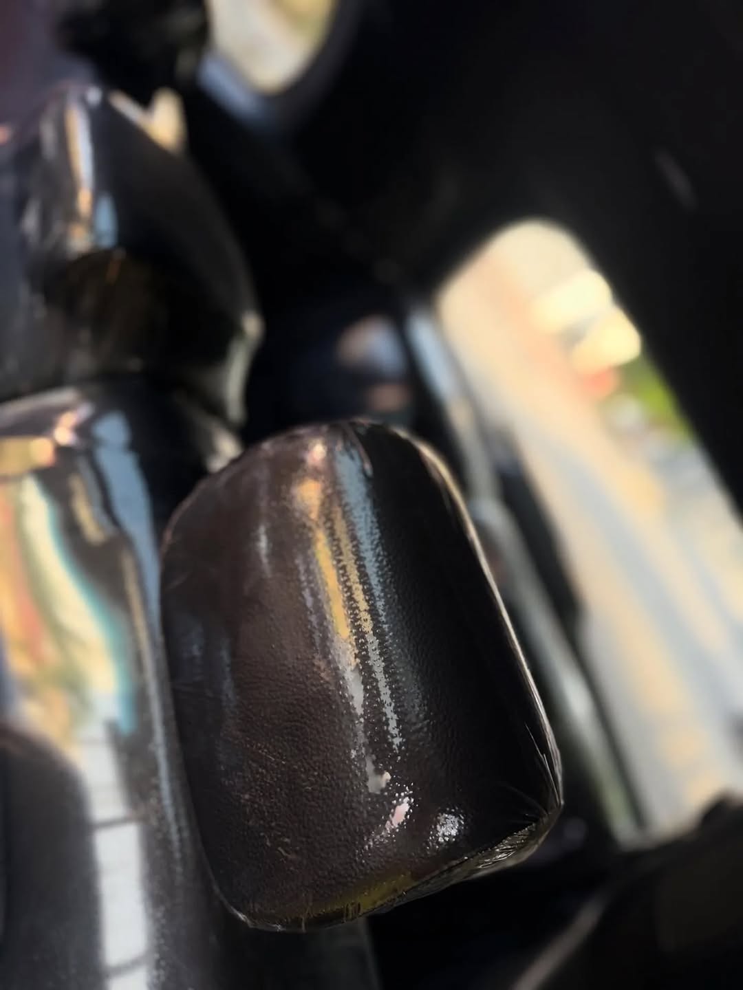 Spacious 7-Seater Luxury SUV: Tech & Style Unleashed