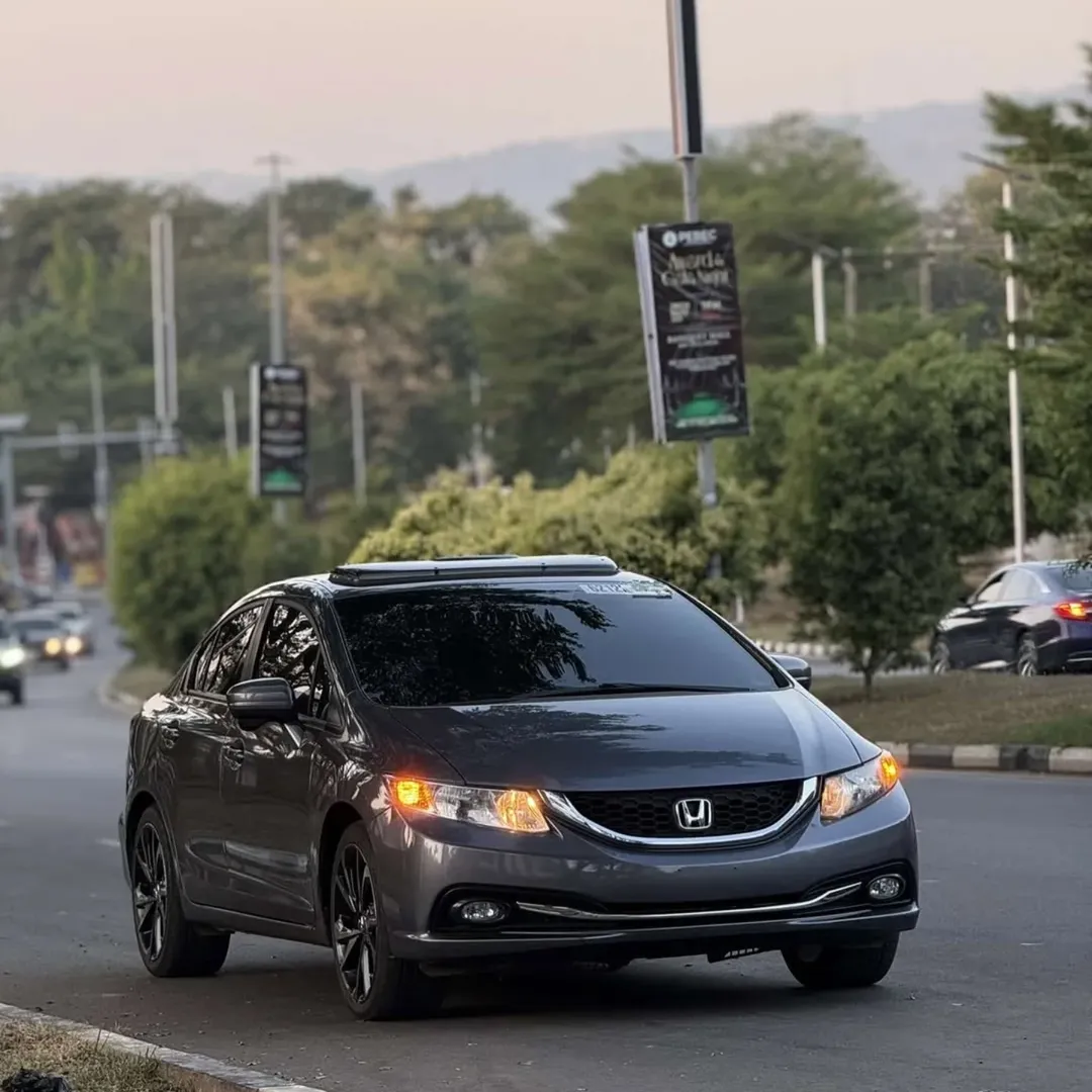 Immaculate 2014 Honda Civic: ₦15.5M, Abuja