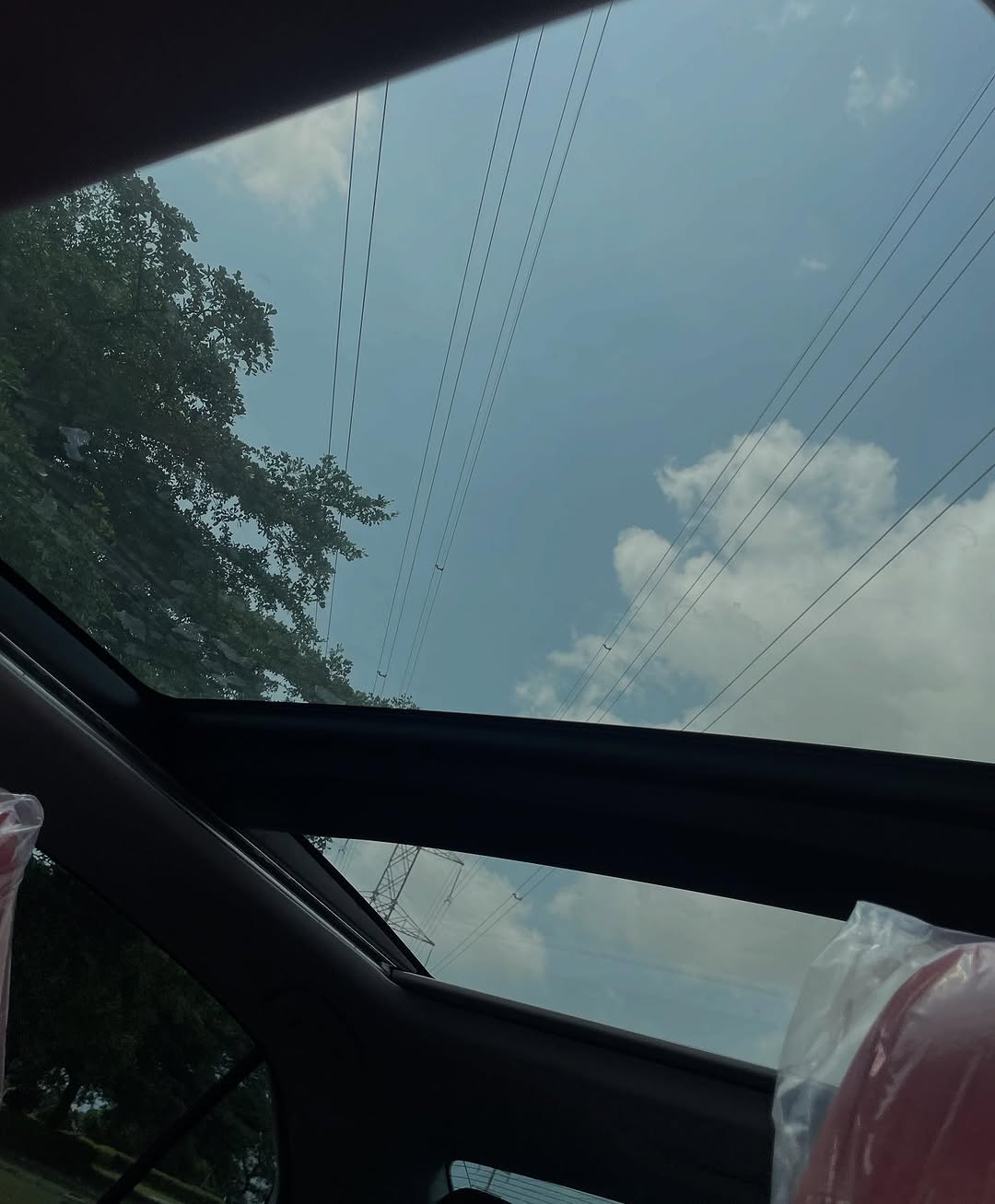 2020 Camry XSE: Panoramic Sunroof & Premium Tech