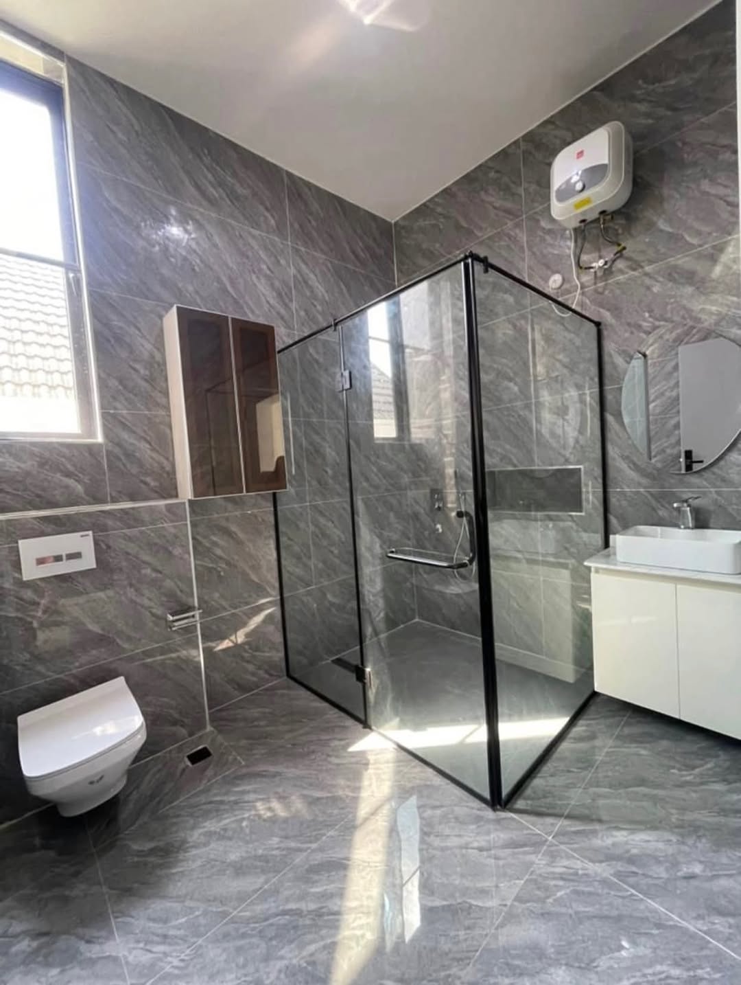 Opulent 6-Bed Duplex with Private Pool & Cinema