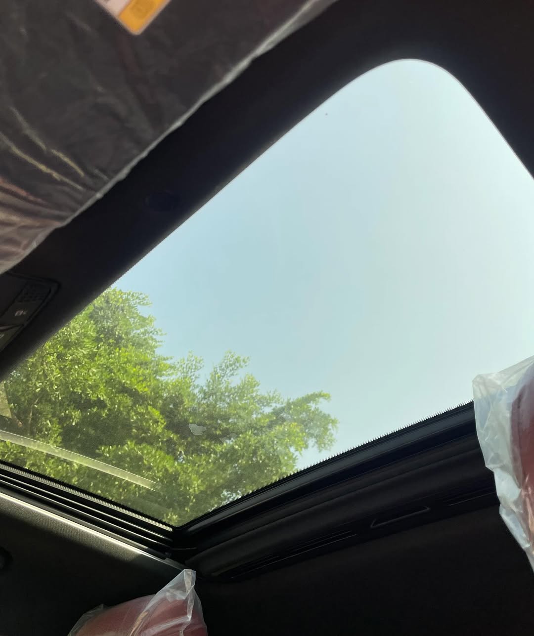 2020 Mercedes GLC300: Luxury Tech & Sunroof