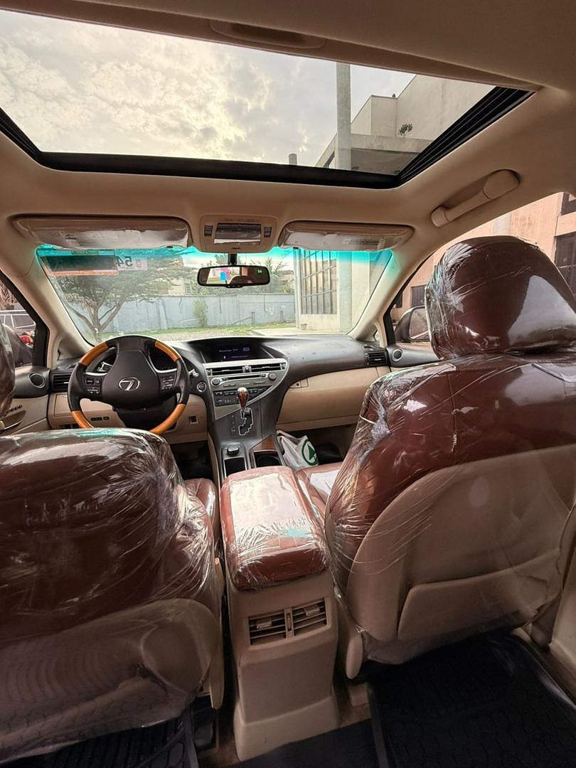 Luxury Lexus RX350: Untouched & Tokunbo-Perfect