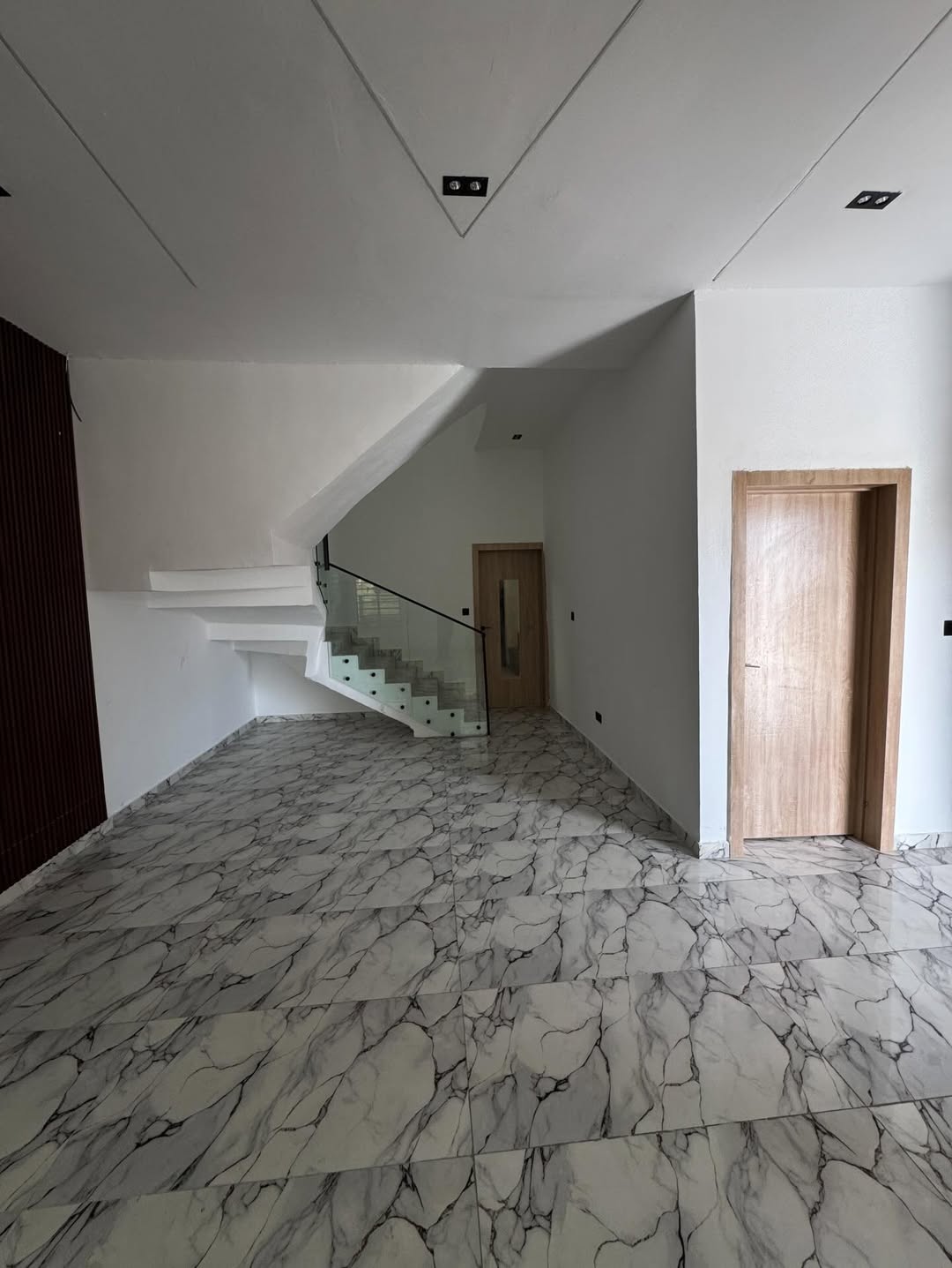 Ultramodern 4-Bedroom Duplex with Jacuzzi & Private Compound