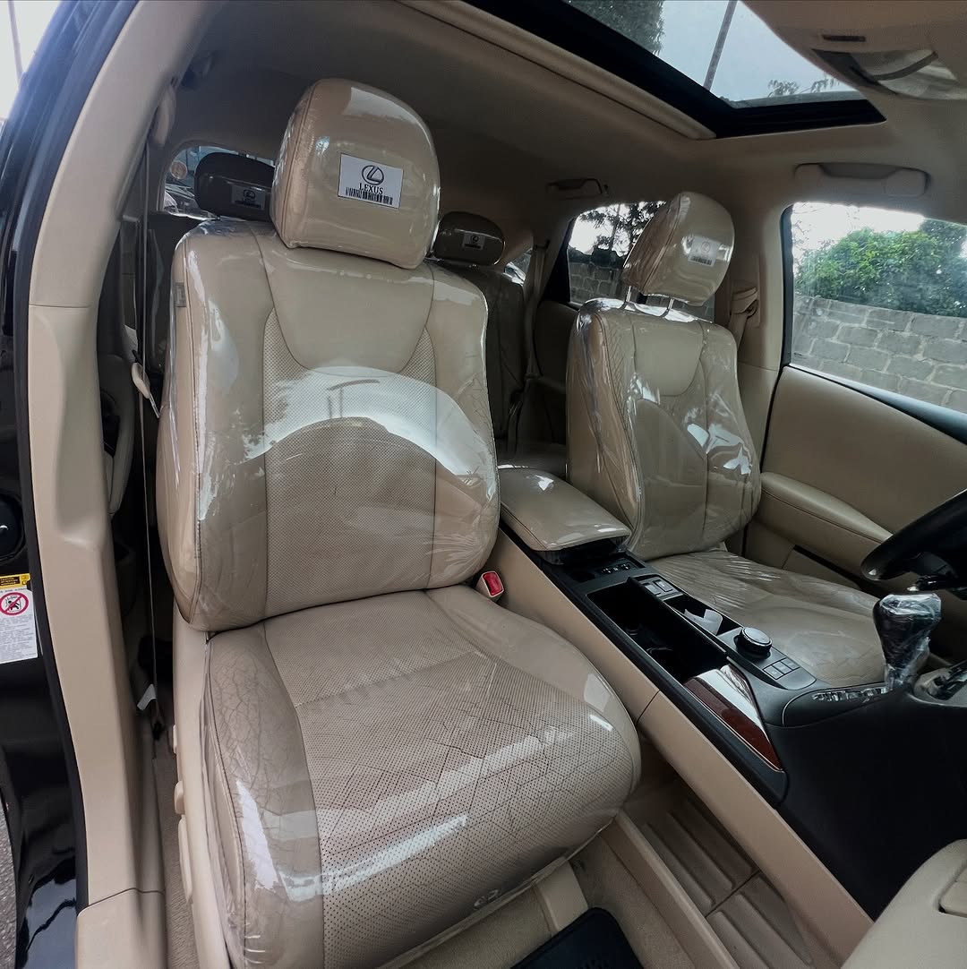 Flawless 2013 Lexus RX350: Luxury & Tech for #26M