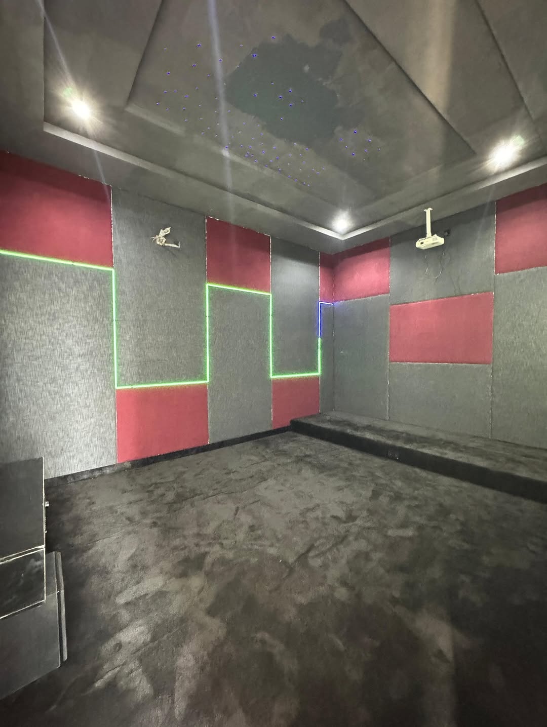 Lekki’s Ultimate 5-Bed Estate with Private Cinema & Pool