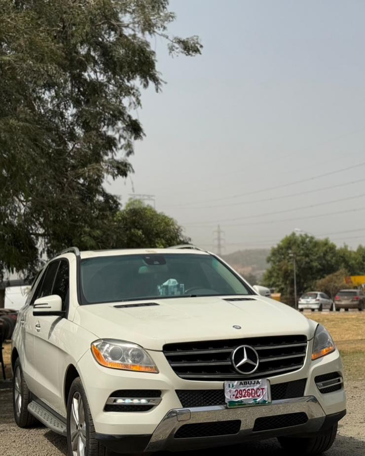 Luxury SUV: 2013 Mercedes ML350, Fully Loaded & Certified
