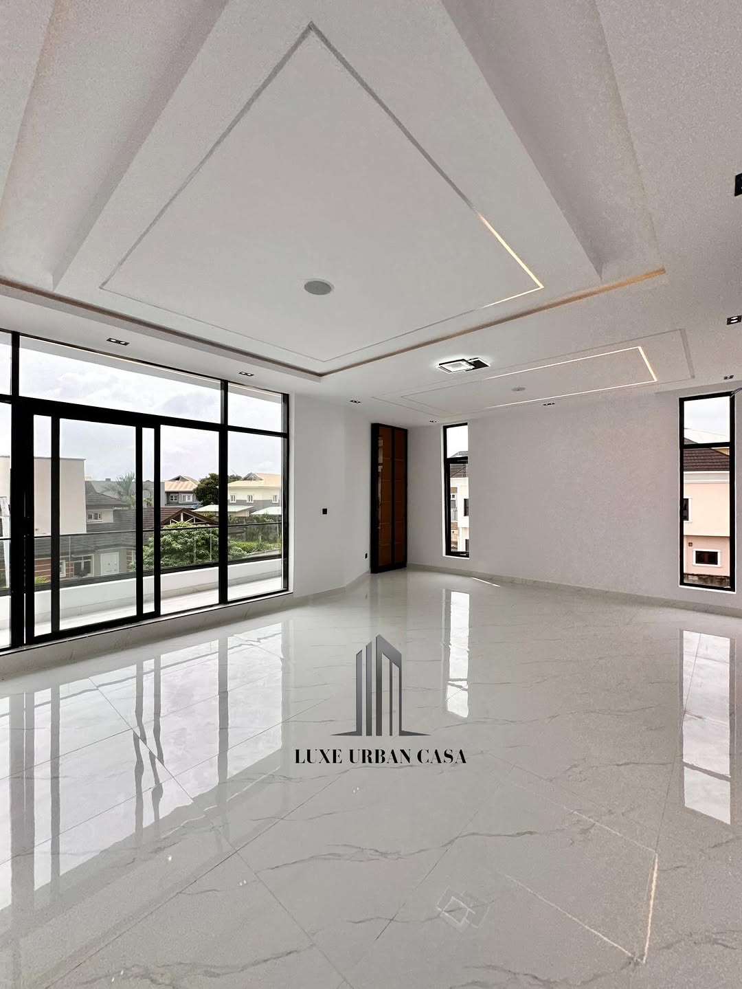 Elegant 5-Bed VGC Haven with Cinema & Pool