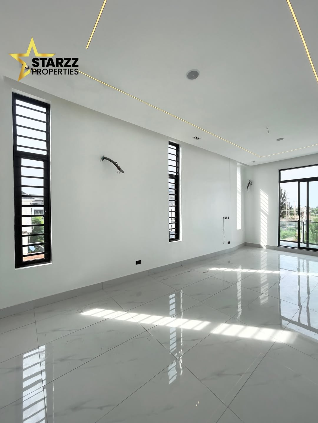 Lekki’s Ultimate 5-Bedroom Estate Oasis with Cinema & Pool