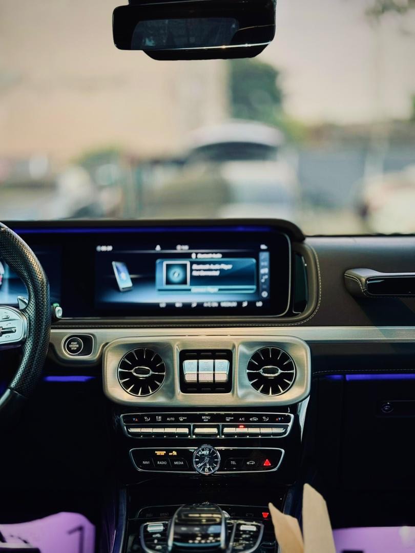 Unleash the 4.0L V8 Beast: 2023 G63 AMG