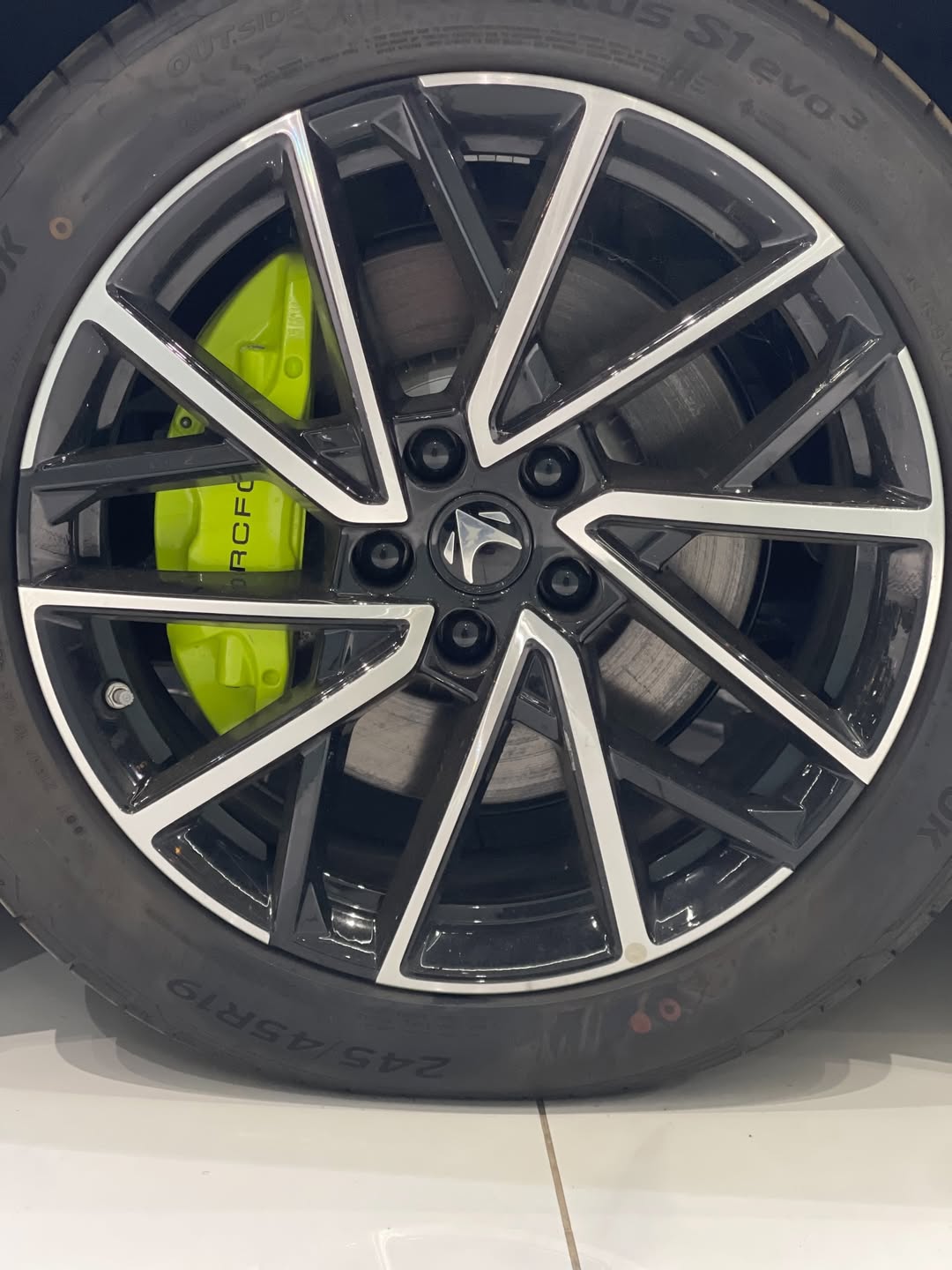 Premium Camry, Unbeatable Price