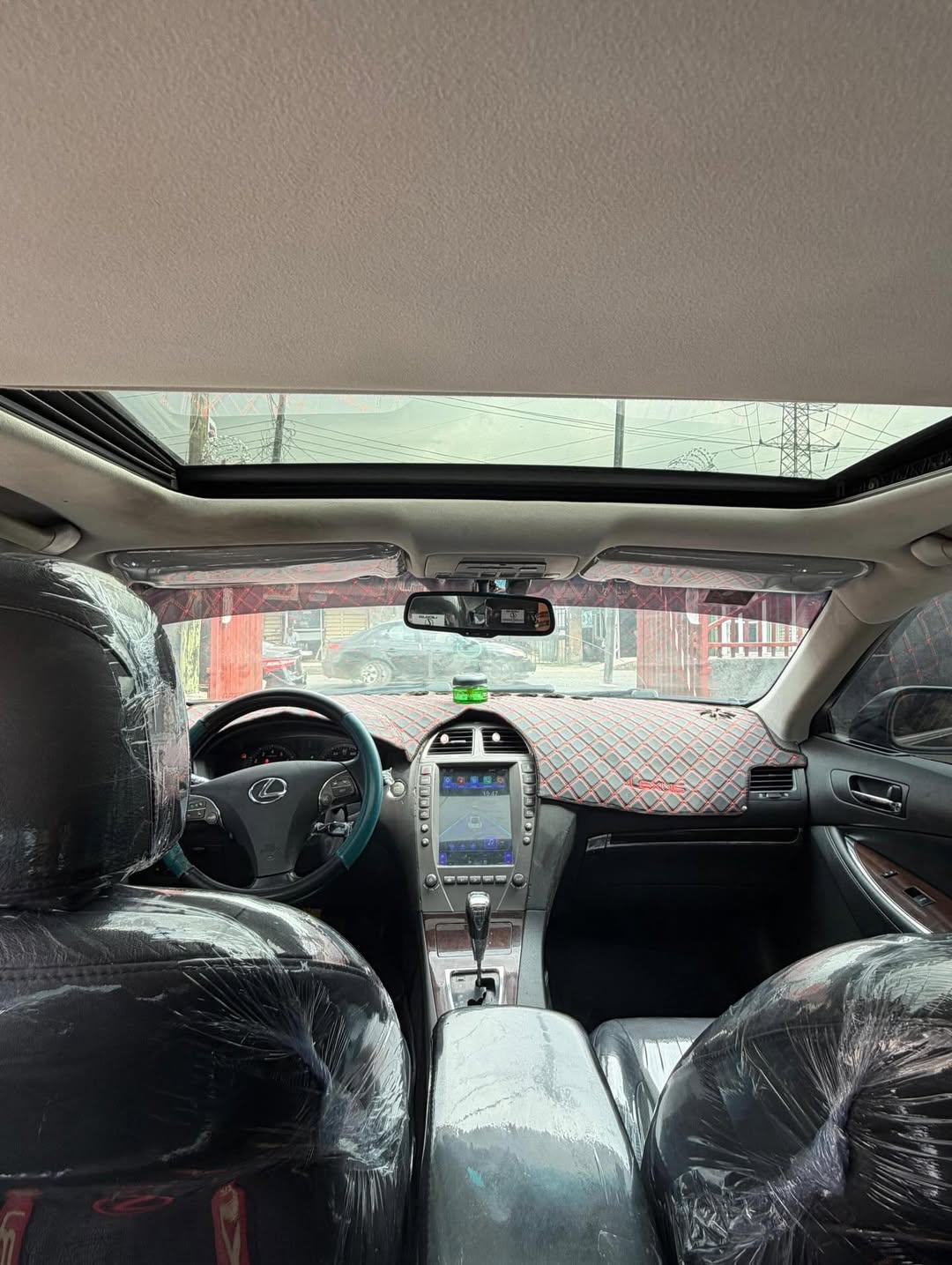 2012 Lexus ES350: Untouched & Fully Loaded