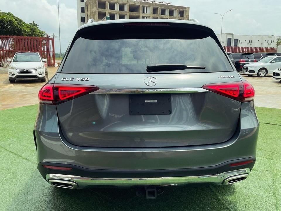 Luxury SUV: 2020 Mercedes-Benz GLE450