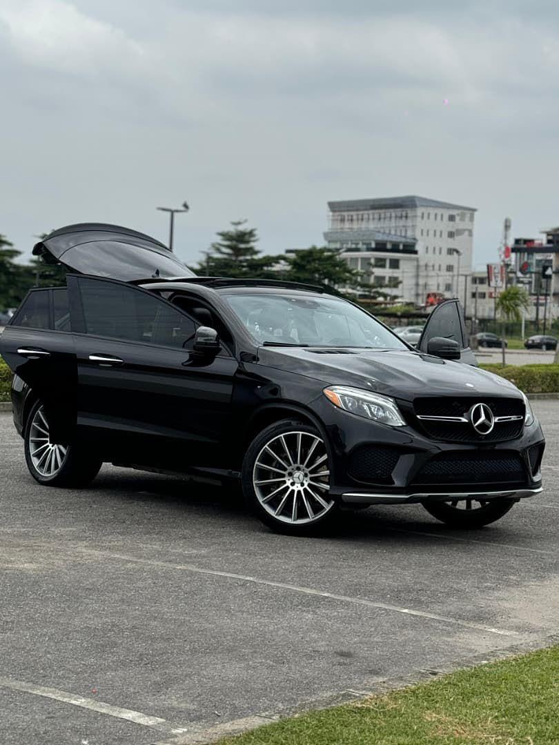 Unleash AMG Power: 2019 GLE43