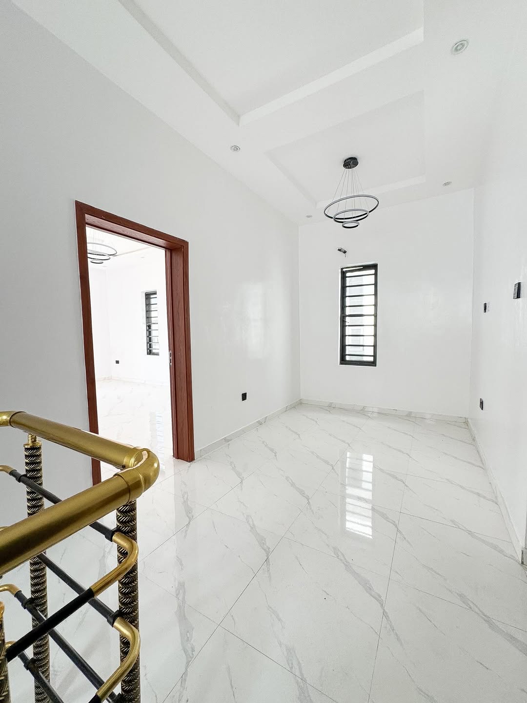 Stunning 4-Bed Duplex with BQ in Ikota