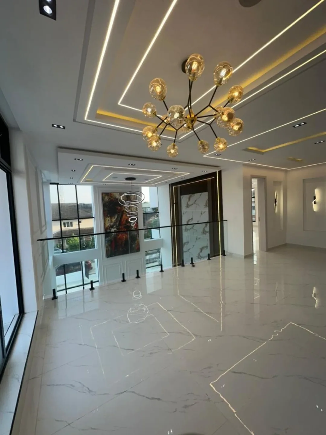 VGC Estate Gem: 5-Bed Poolside Smart Home