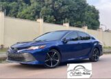 Unbeatable 2018 Camry LE: Style & Value!